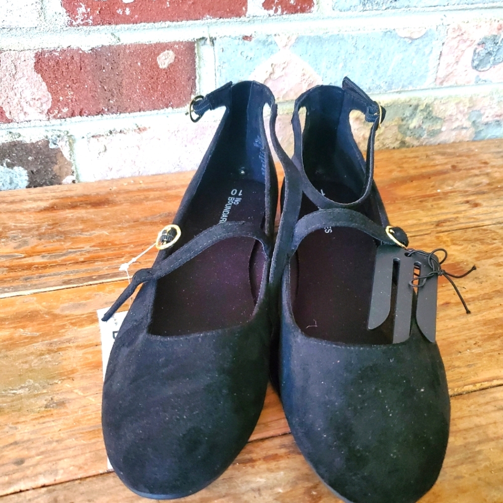 NWT No Boundaries Black Mary Jane Ballet Flats Size 10
